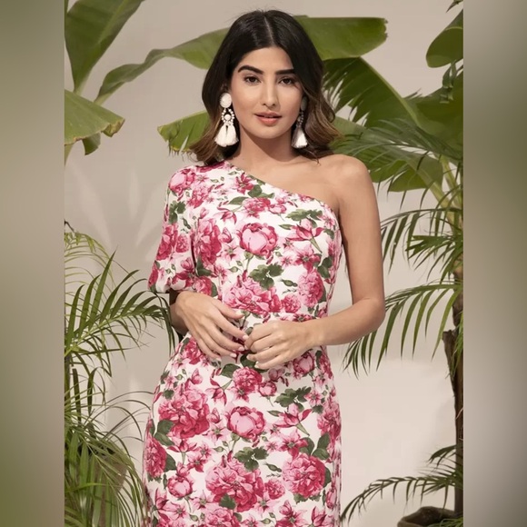 Pink and Red Asymmetrical One Shoulder Puff Sleeve Dress - Picture 4 of 8